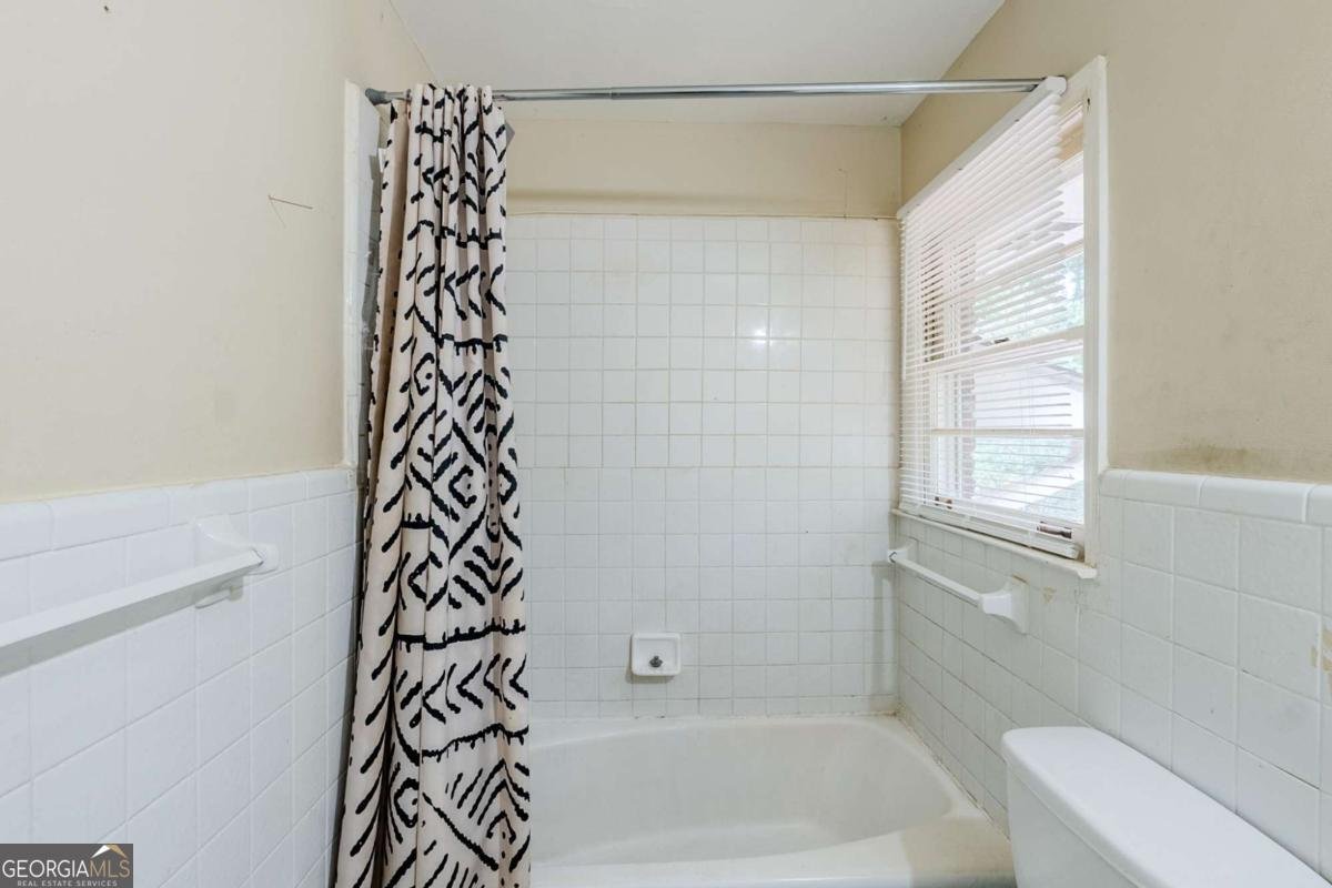 2324 Springdale Circle Atlanta - 10