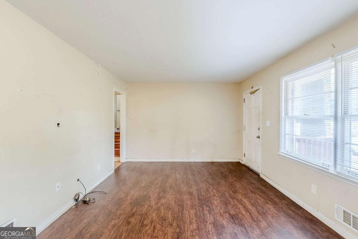 2324 Springdale Circle Atlanta - 2