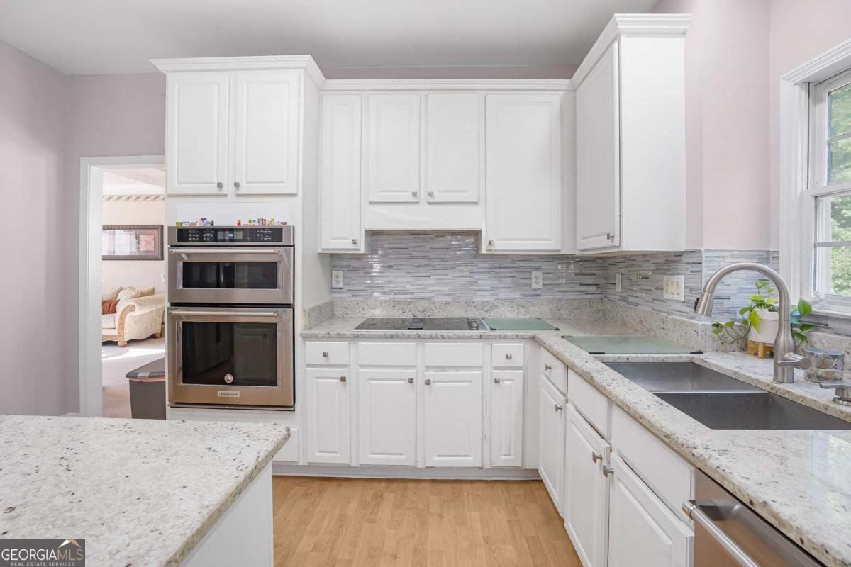 3884 Meandering Way Lilburn - 13