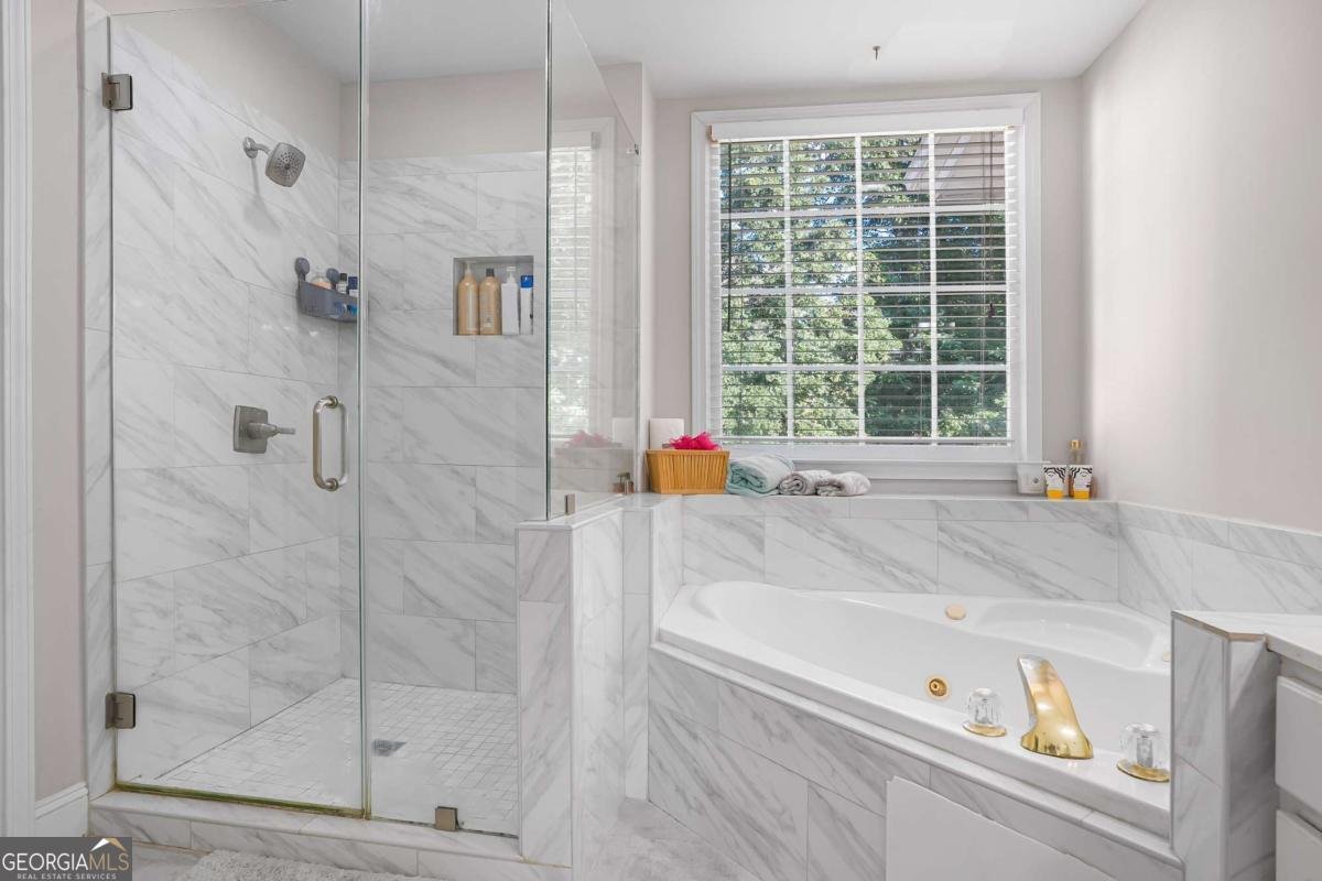 3884 Meandering Way Lilburn - 14