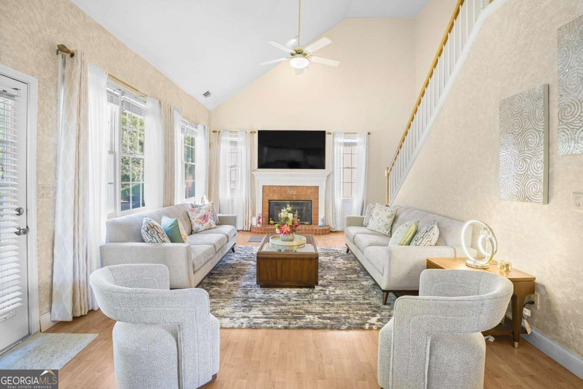 3884 Meandering Way Lilburn - 35