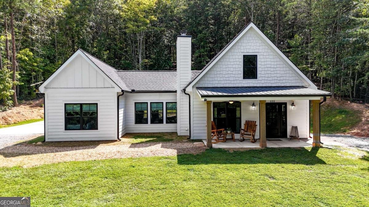 688 Valley Road Rydal - 1