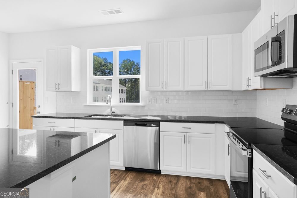 217 Lytham Drive Mableton - 4