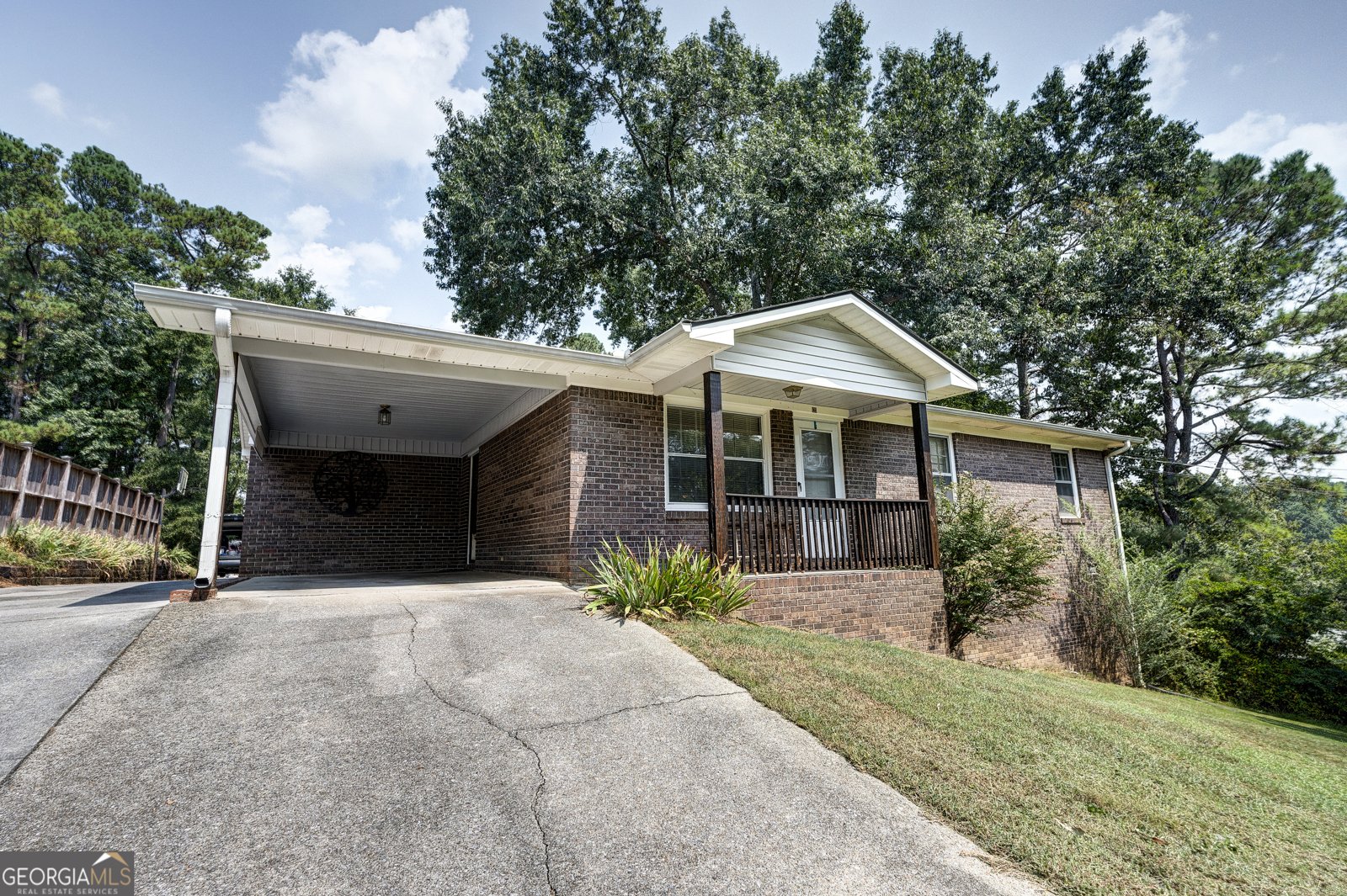 121 Overland Drive Calhoun - 2