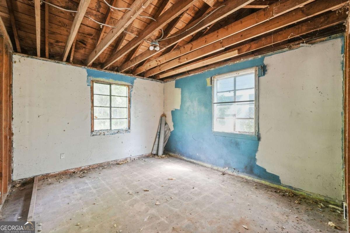 1090 Ira Street Atlanta - 11