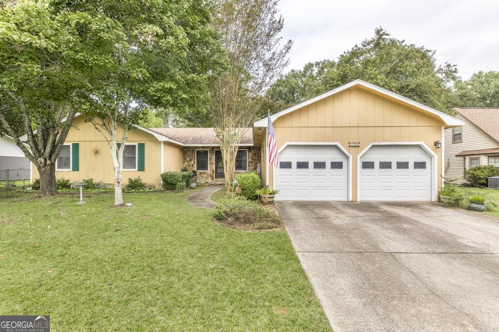 312 Wake Forest Drive Warner Robins - 1
