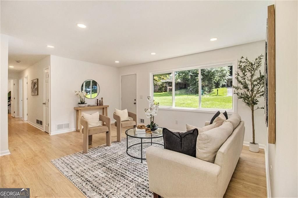 1667 Atherton Circle Decatur - 9