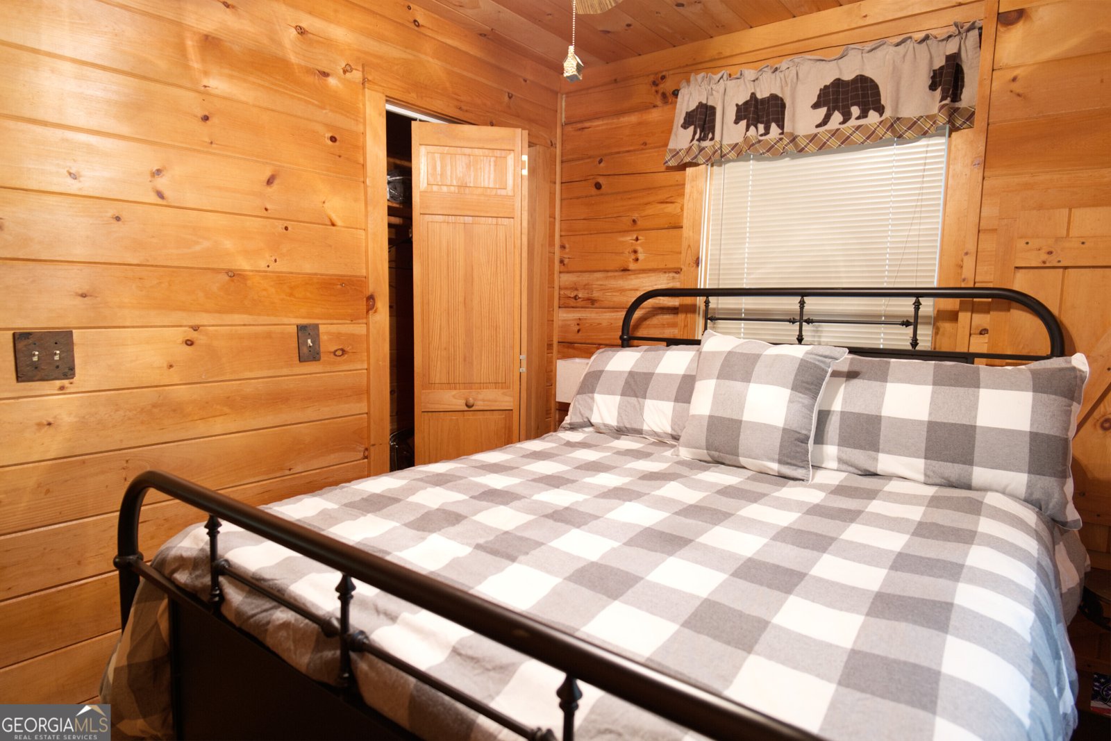 170 Ashley Drive McCaysville - 25