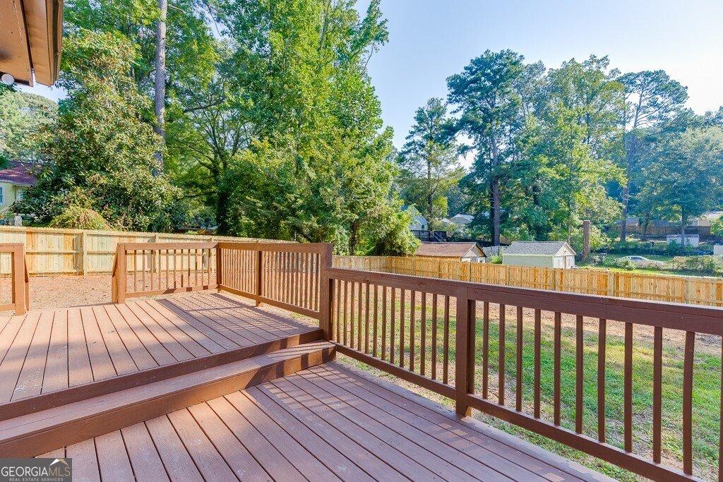 1423 Lynford Drive Atlanta - 35