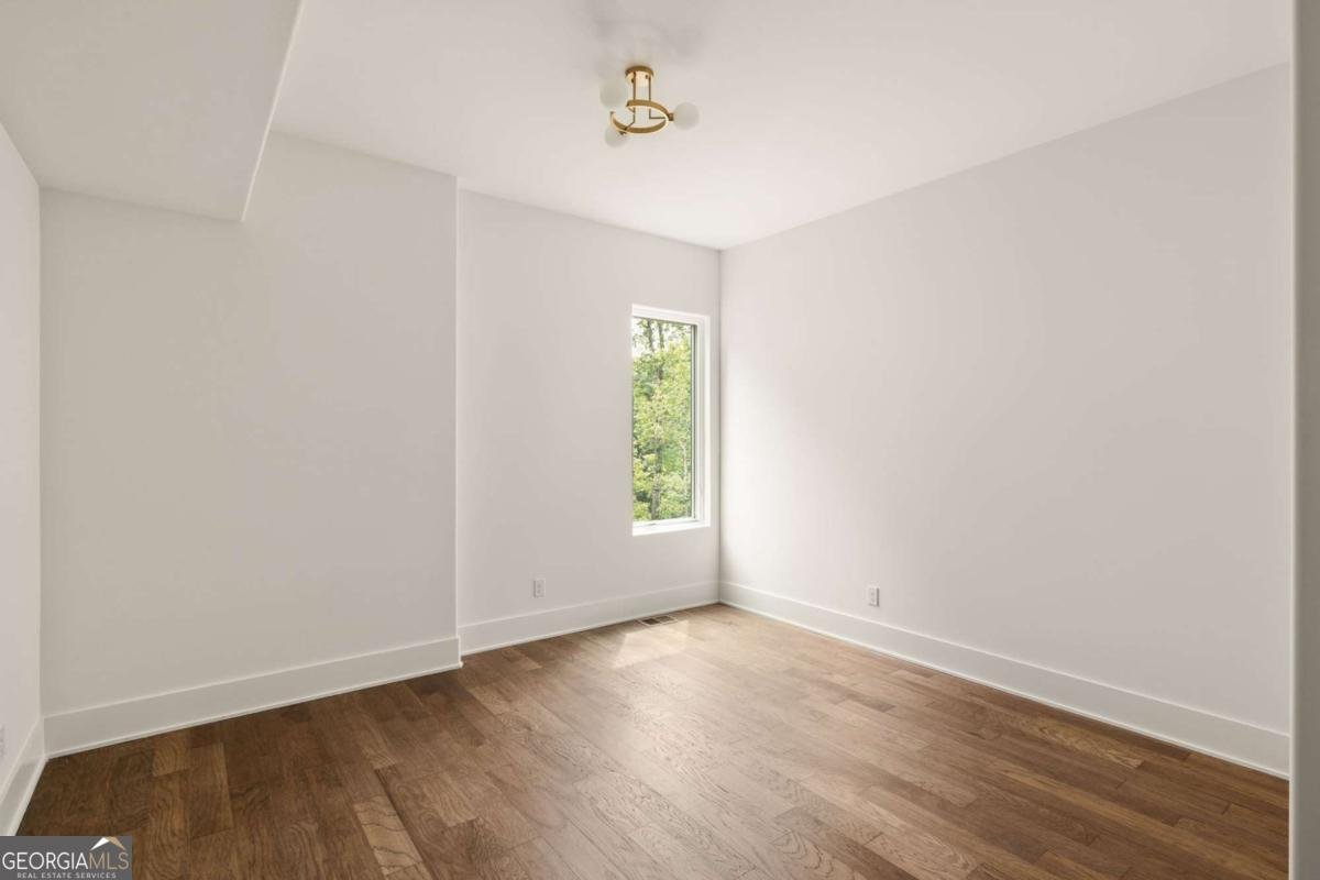 1072 Lupo Loop Chattahoochee Hills - 33