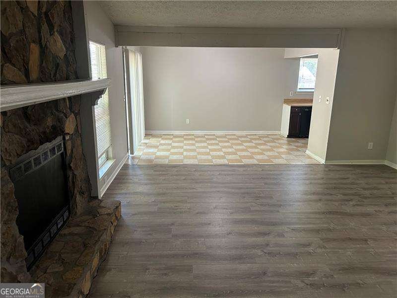 8601 Cedar Creek Ridge Riverdale - 4