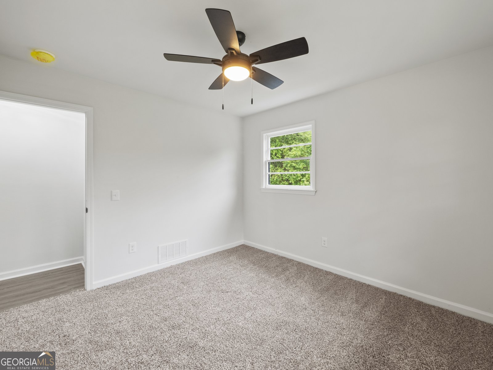 5227 Byers Road Gainesville - 28
