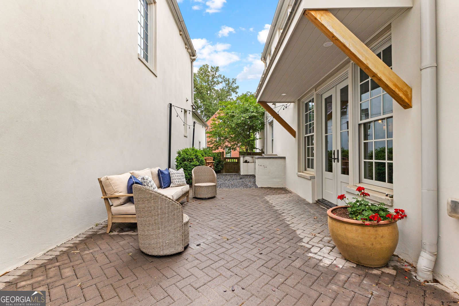 110 3rd Street Fayetteville - 68