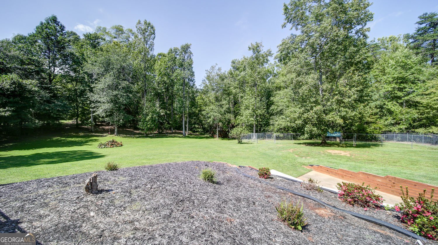 237 Highway 136 Dawsonville - 31