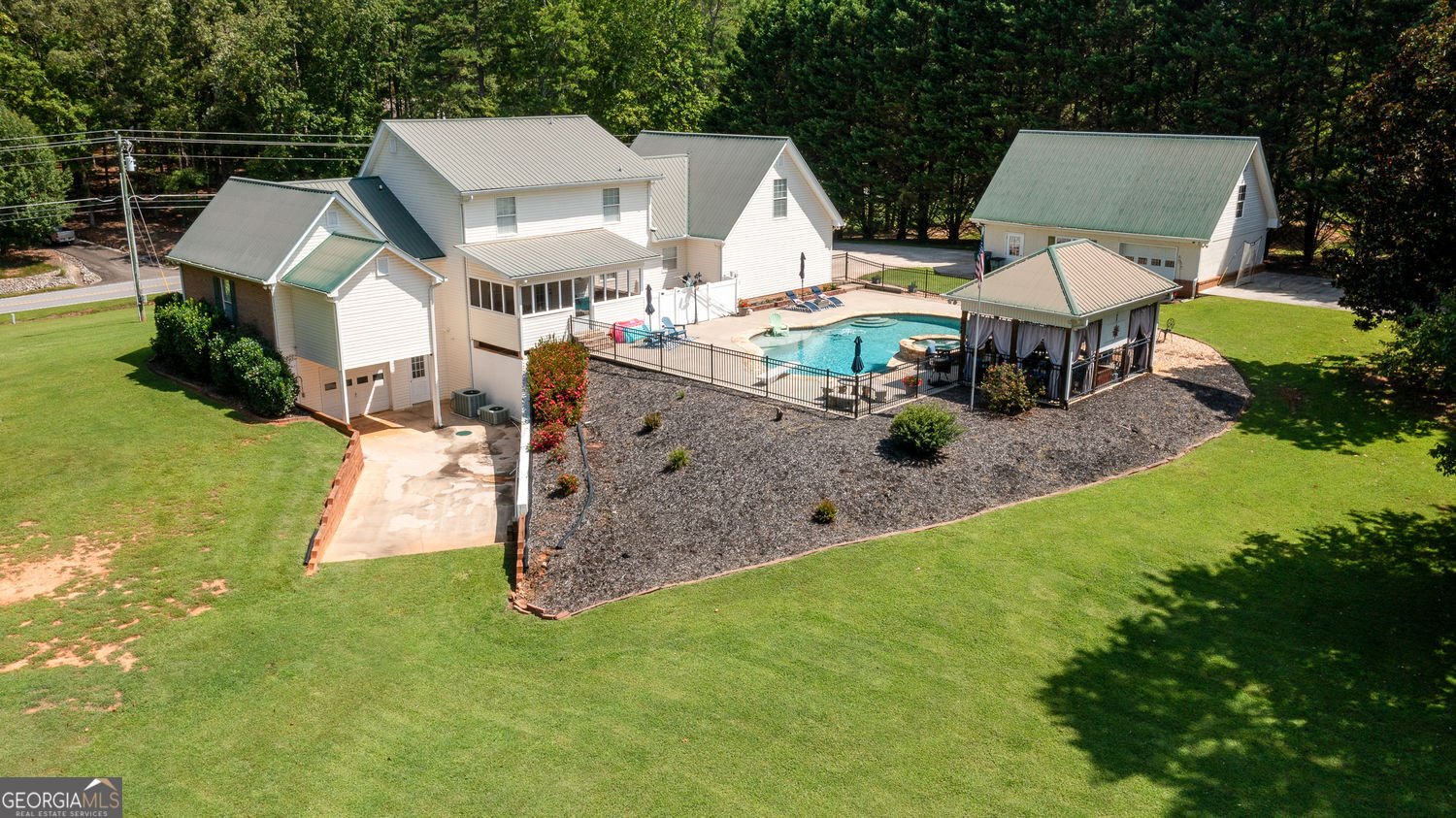 237 Highway 136 Dawsonville - 38