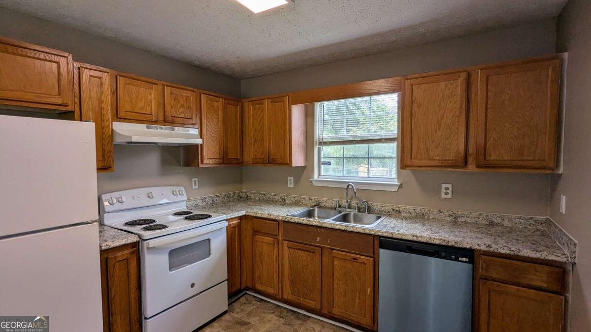 1931 Cornell Way Morrow - 7
