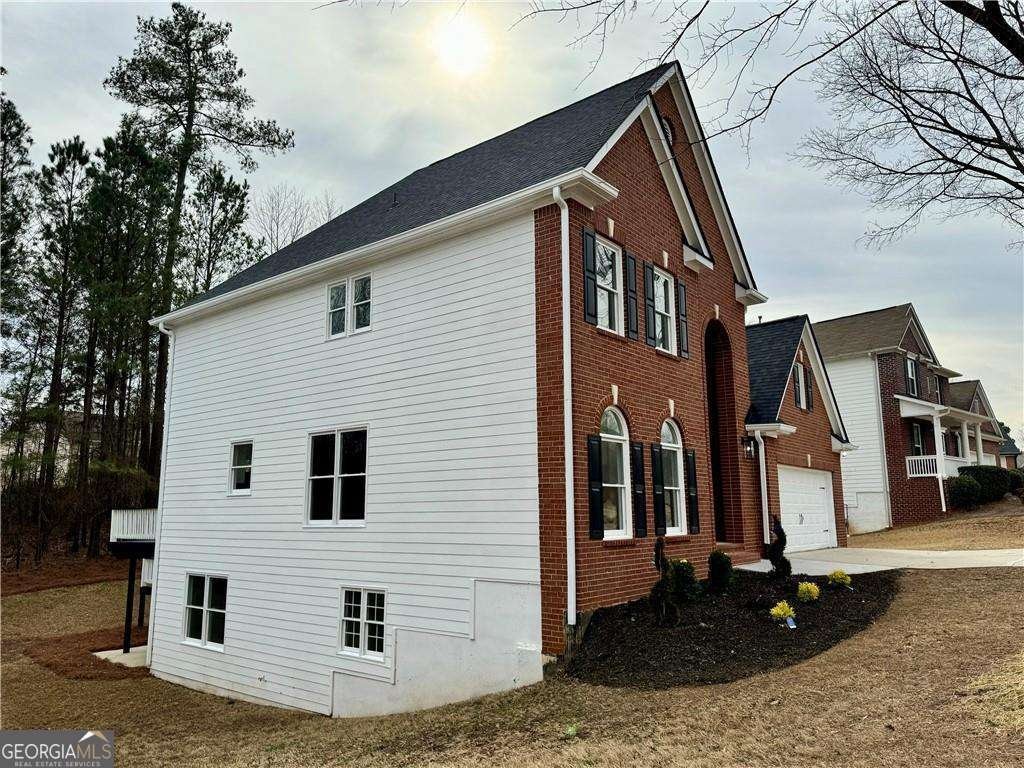 687 Pathwood Lane Stockbridge - 2