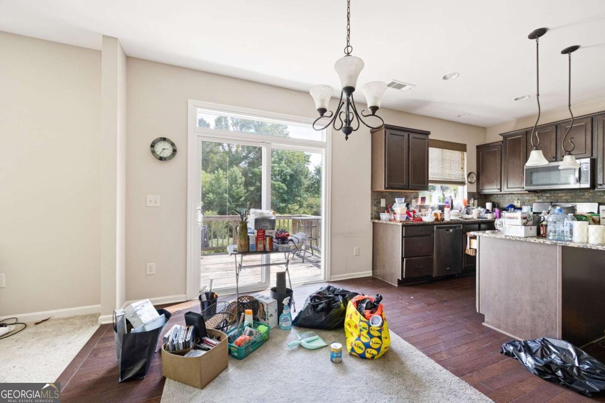 3744 THACKARY Drive Powder Springs - 19