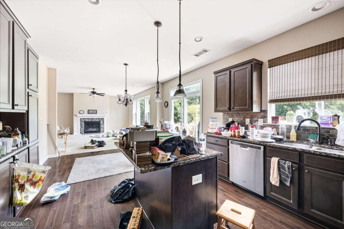 3744 THACKARY Drive Powder Springs - 20