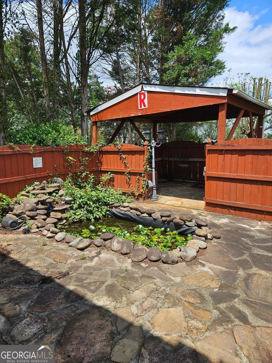 4458 BLACK WATER Cove Ellenwood - 1