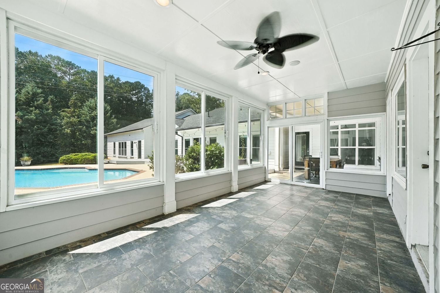 8675 Lake Forest Drive Jonesboro - 40