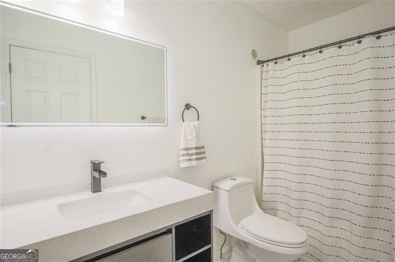 2848 BELFAIRE LAKE Drive Dacula - 13