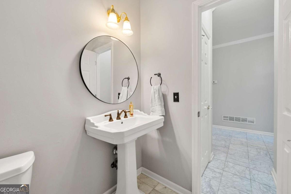 703 Overlook Point Woodstock - 10