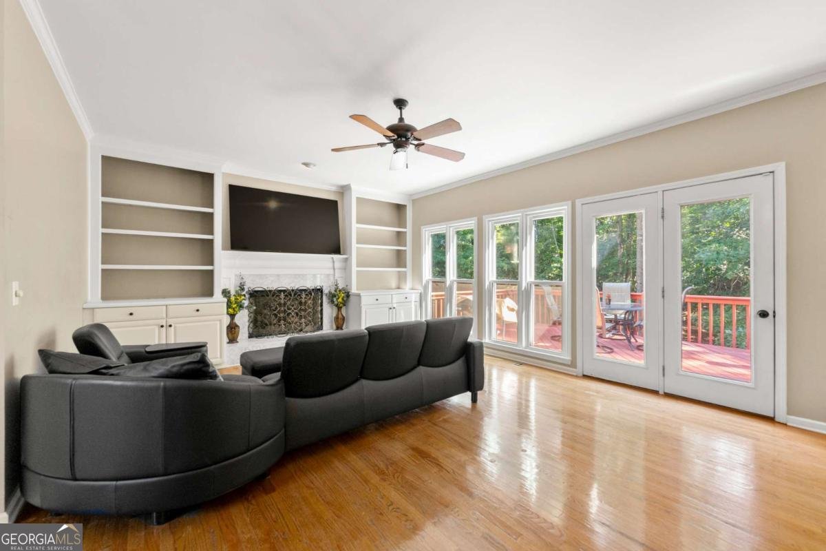 703 Overlook Point Woodstock - 12