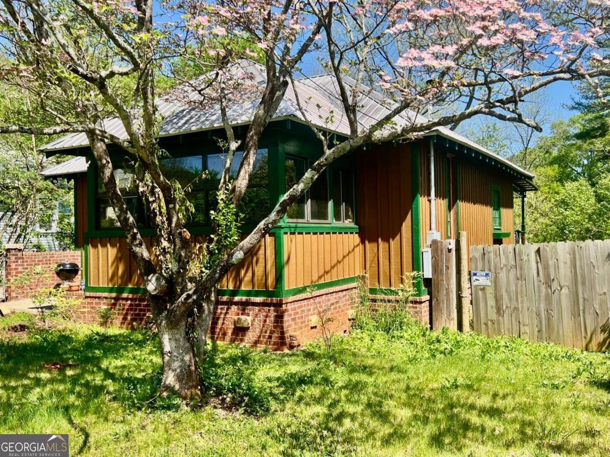 178 First Street Athens - 39