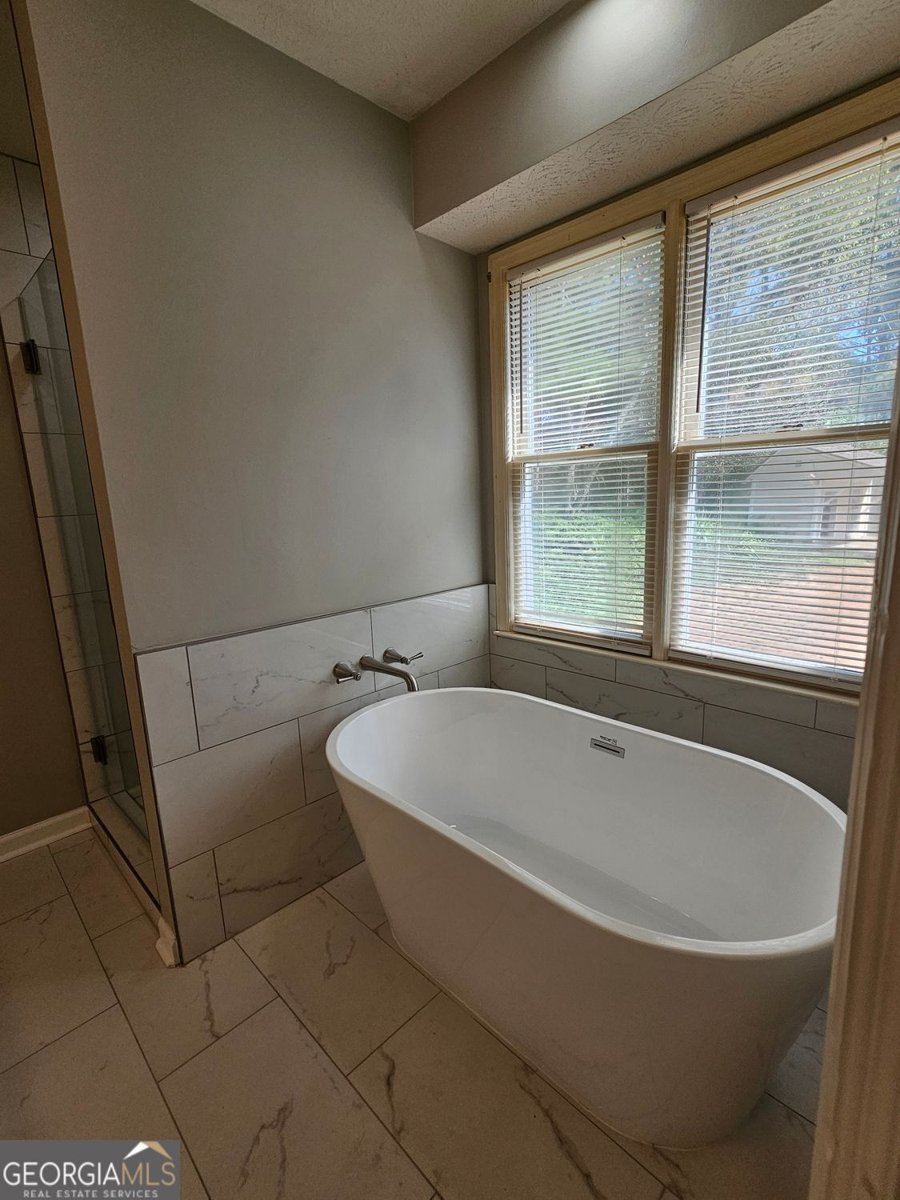 2248 War Hill Park Road Dawsonville - 1