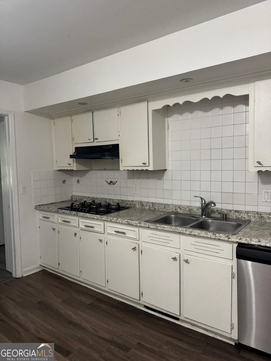 731 Smithstone Court Marietta - 6