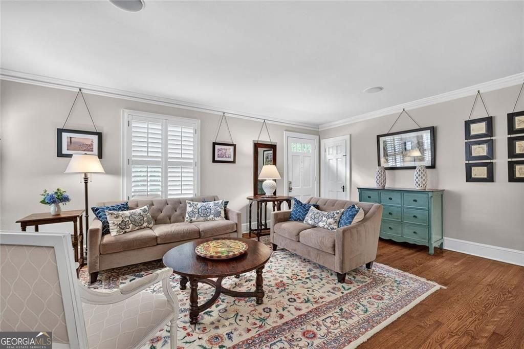 789 Longwood Drive Atlanta - 16