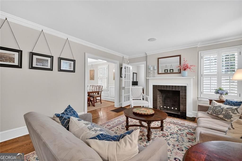 789 Longwood Drive Atlanta - 18