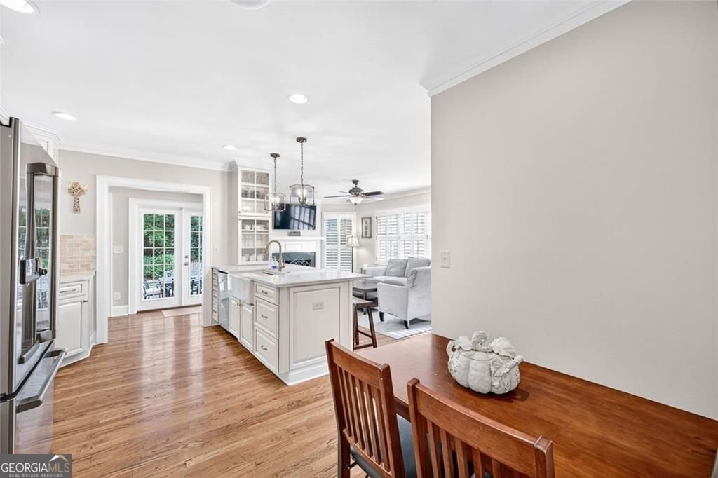 789 Longwood Drive Atlanta - 19