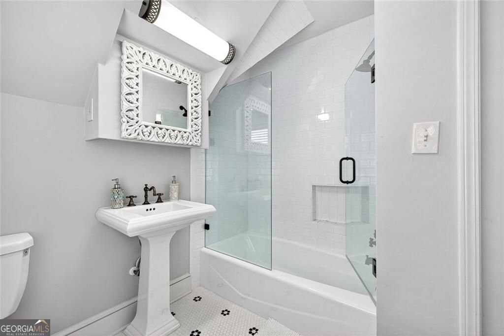 789 Longwood Drive Atlanta - 36