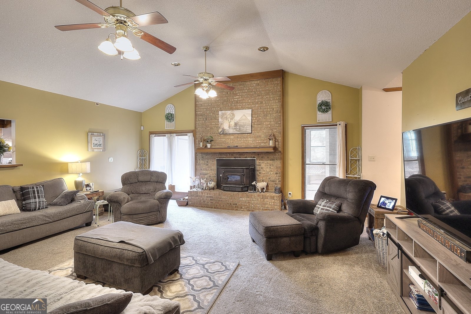 670 Mill Pond Road Newborn - 35