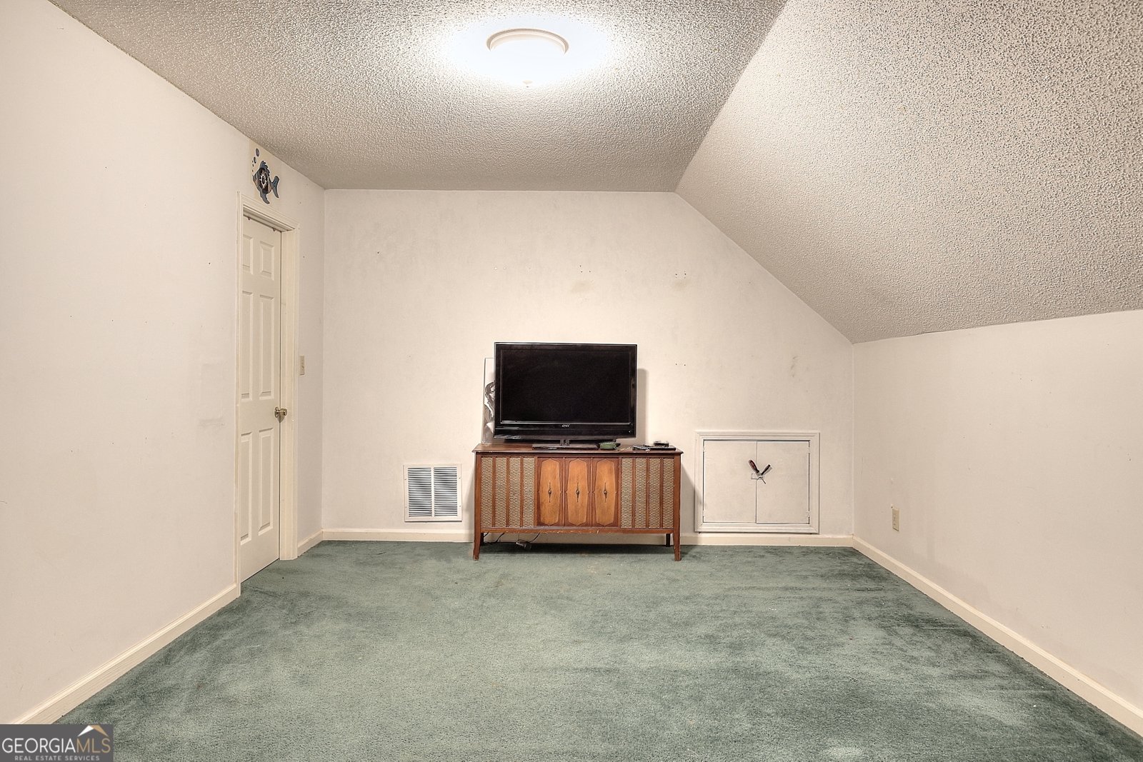 670 Mill Pond Road Newborn - 60