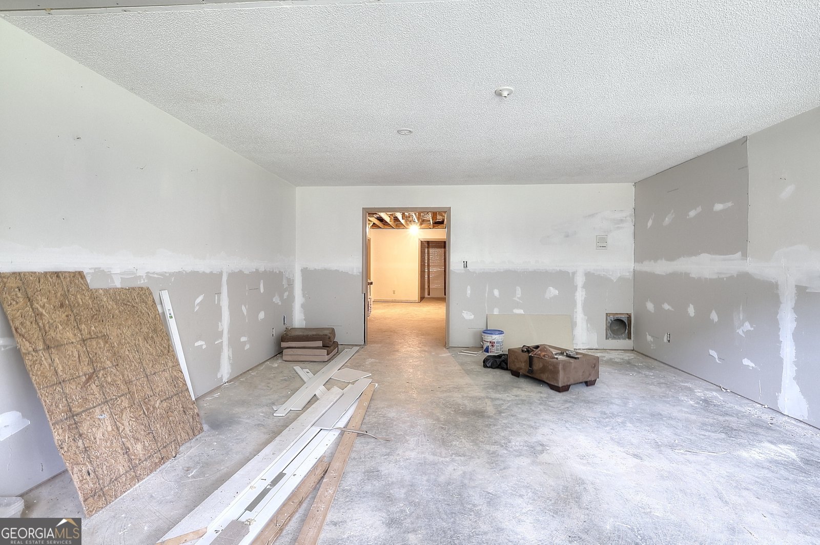 670 Mill Pond Road Newborn - 67