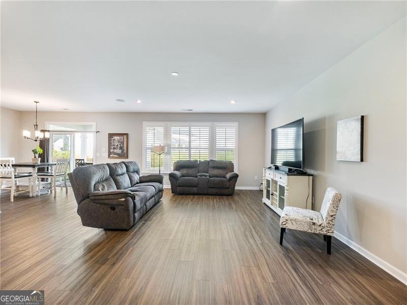 627 Michigan Circle Hoschton - 6