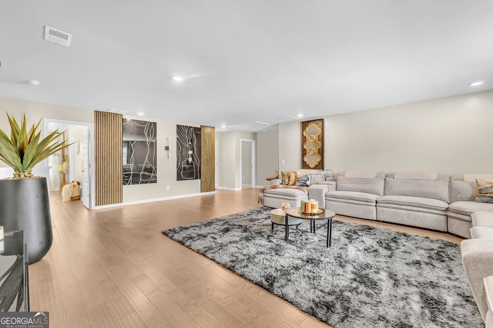 8033 Louis Drive Locust Grove - 22