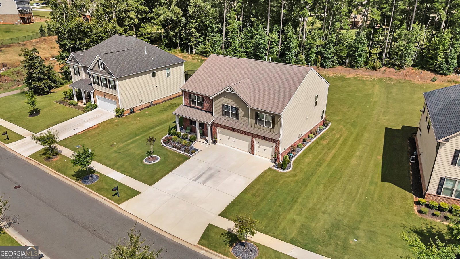 8033 Louis Drive Locust Grove - 39