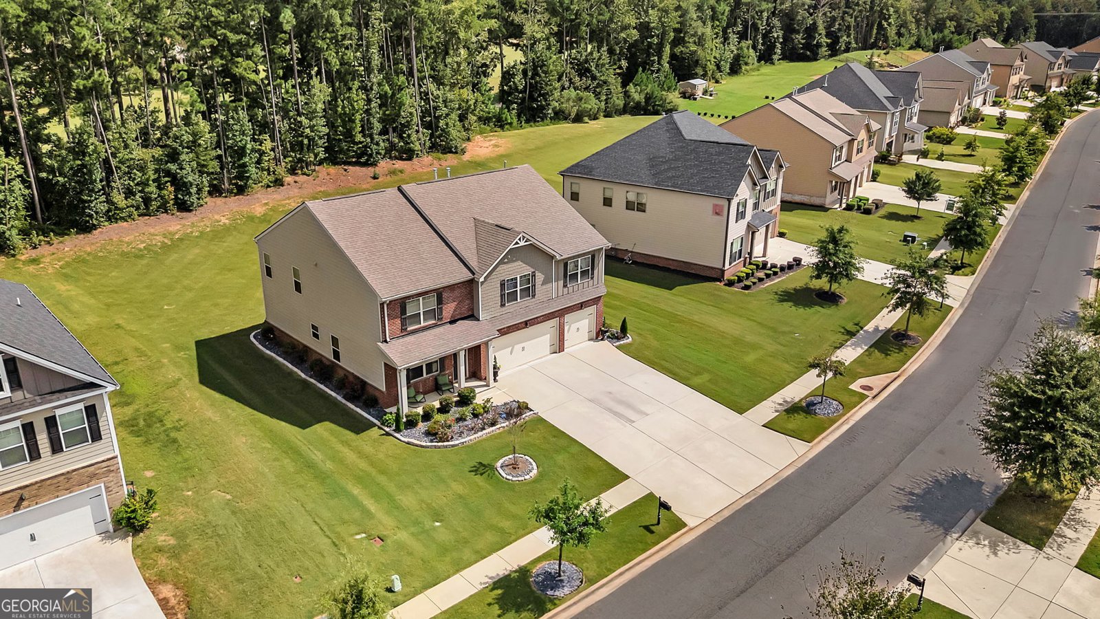 8033 Louis Drive Locust Grove - 40