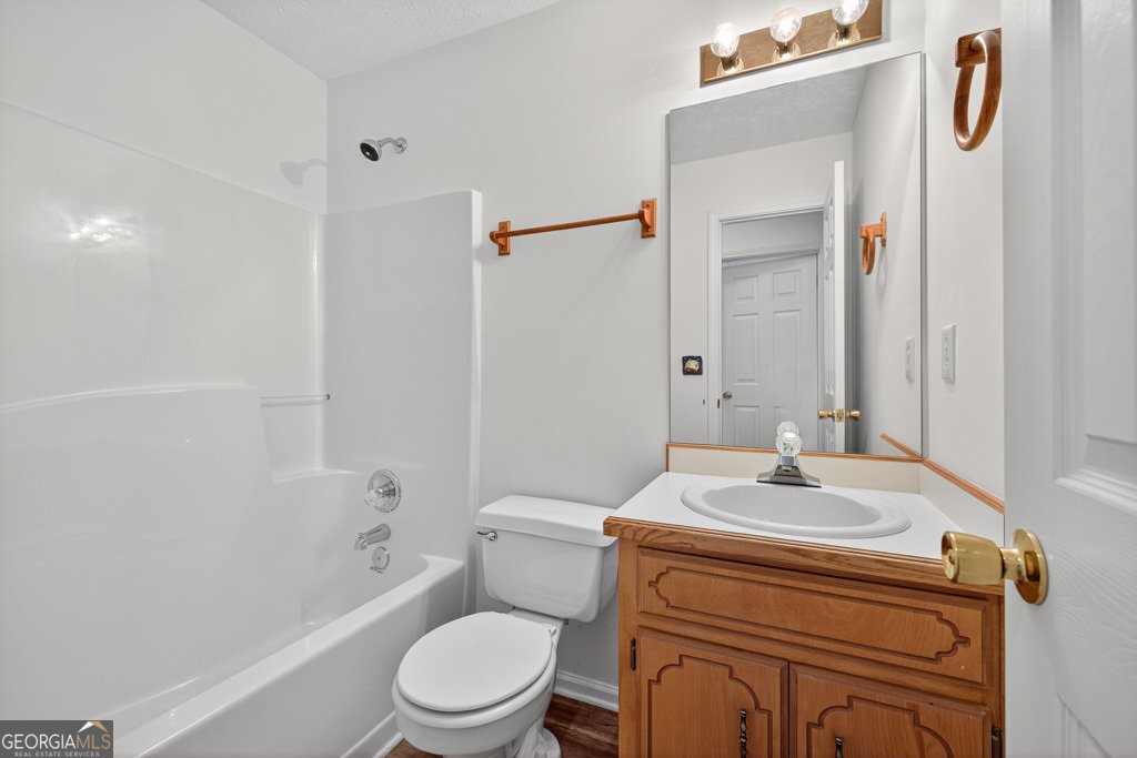 944 Century Oak Drive Winder - 34