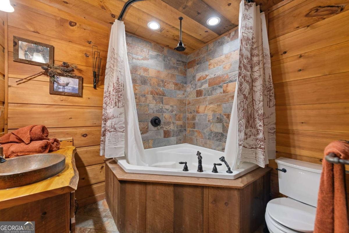 669 Wilscot Farms Road Morganton - 43