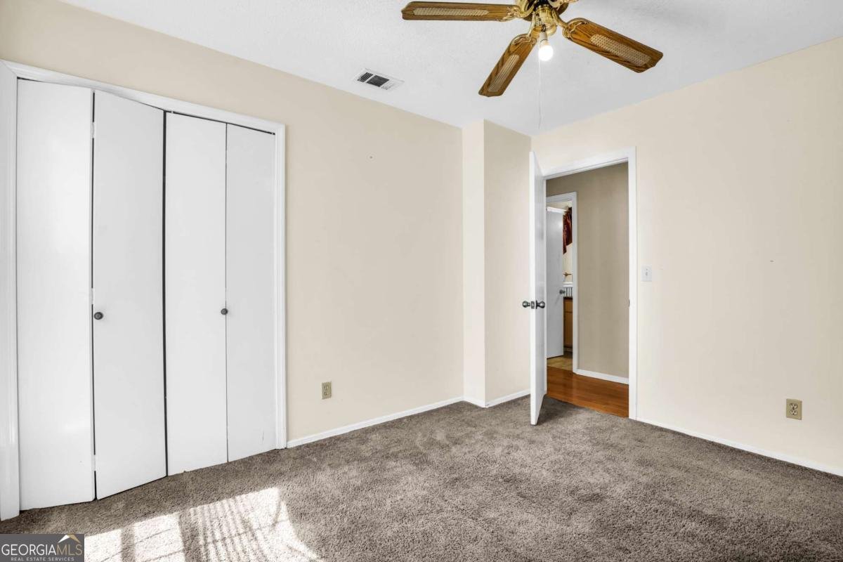 10 English Saddle Court Savannah - 25