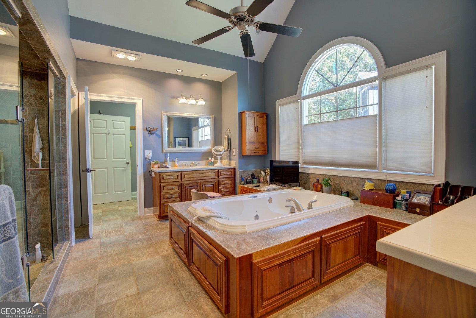 4 Bridgeview Drive Rome - 36