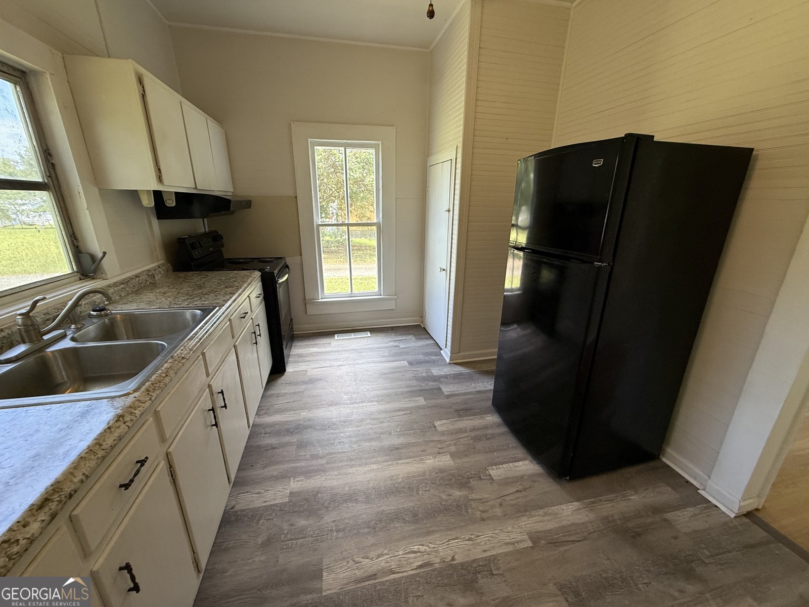 604 Shy Street Dexter - 4