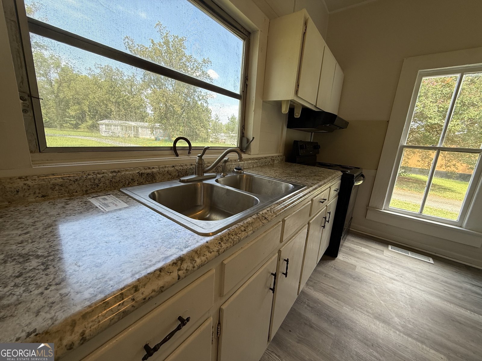 604 Shy Street Dexter - 5