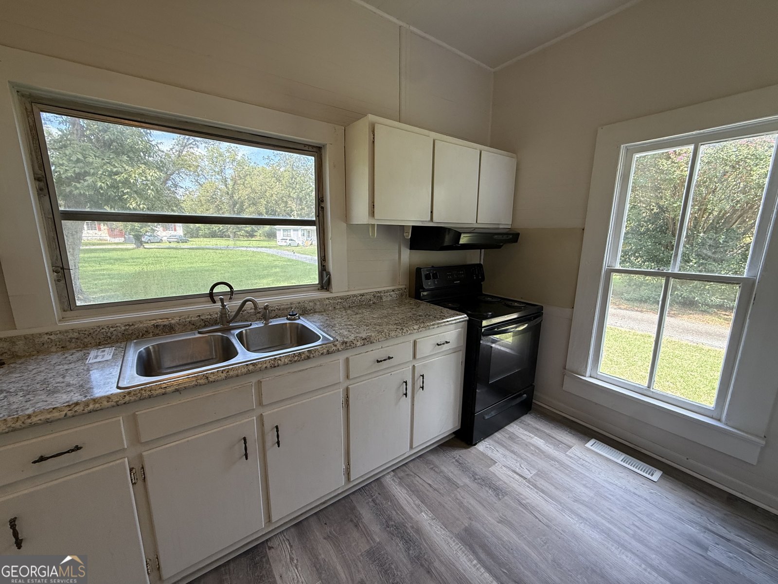 604 Shy Street Dexter - 6