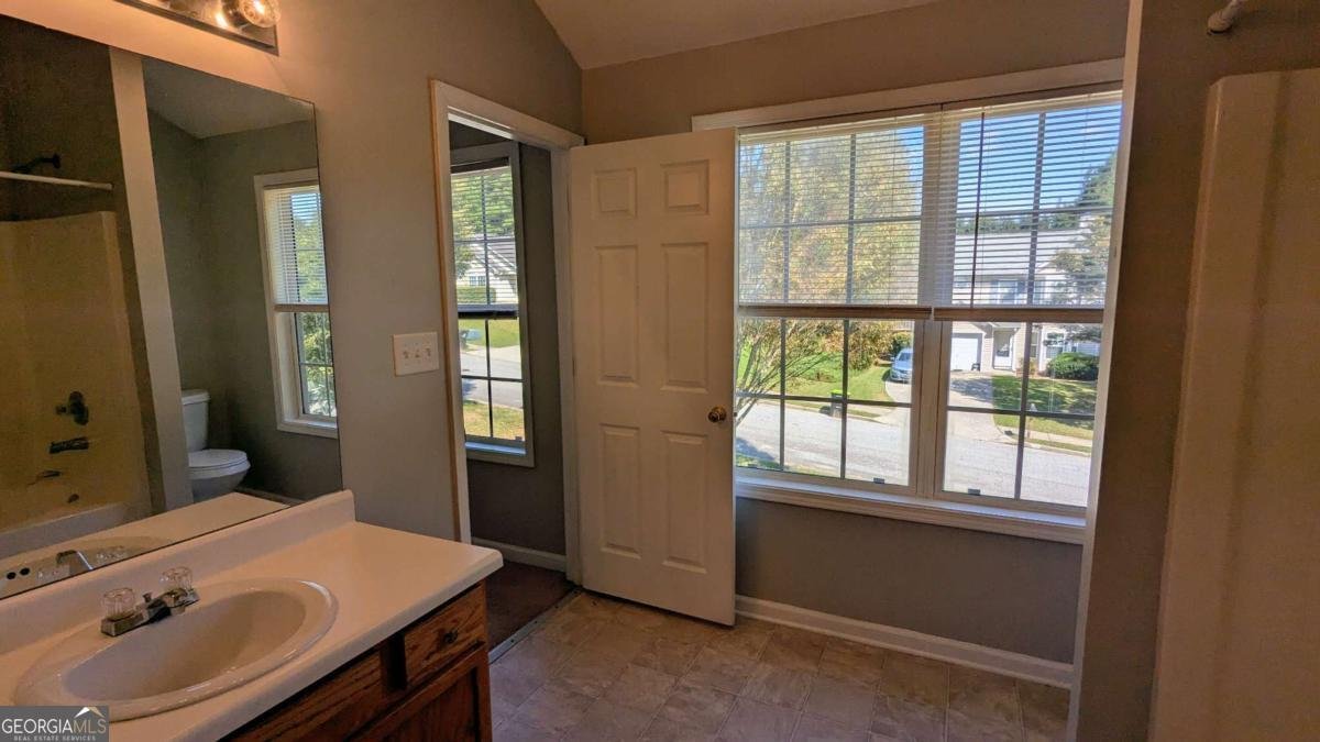 2435 Vine Street Union City - 16